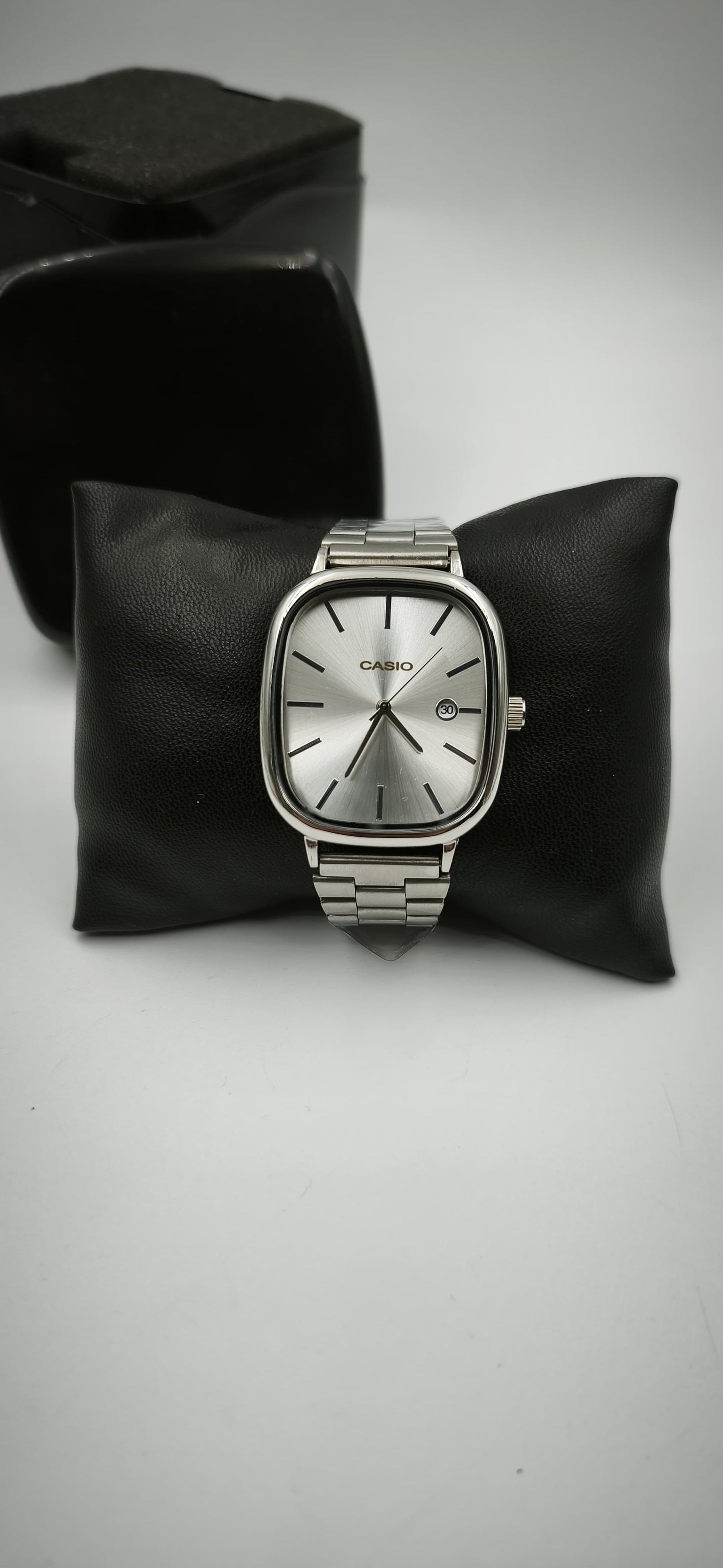 CASIO VİNTAGE DIŞI GÜMÜŞ İÇİ BEYAZ SAAT