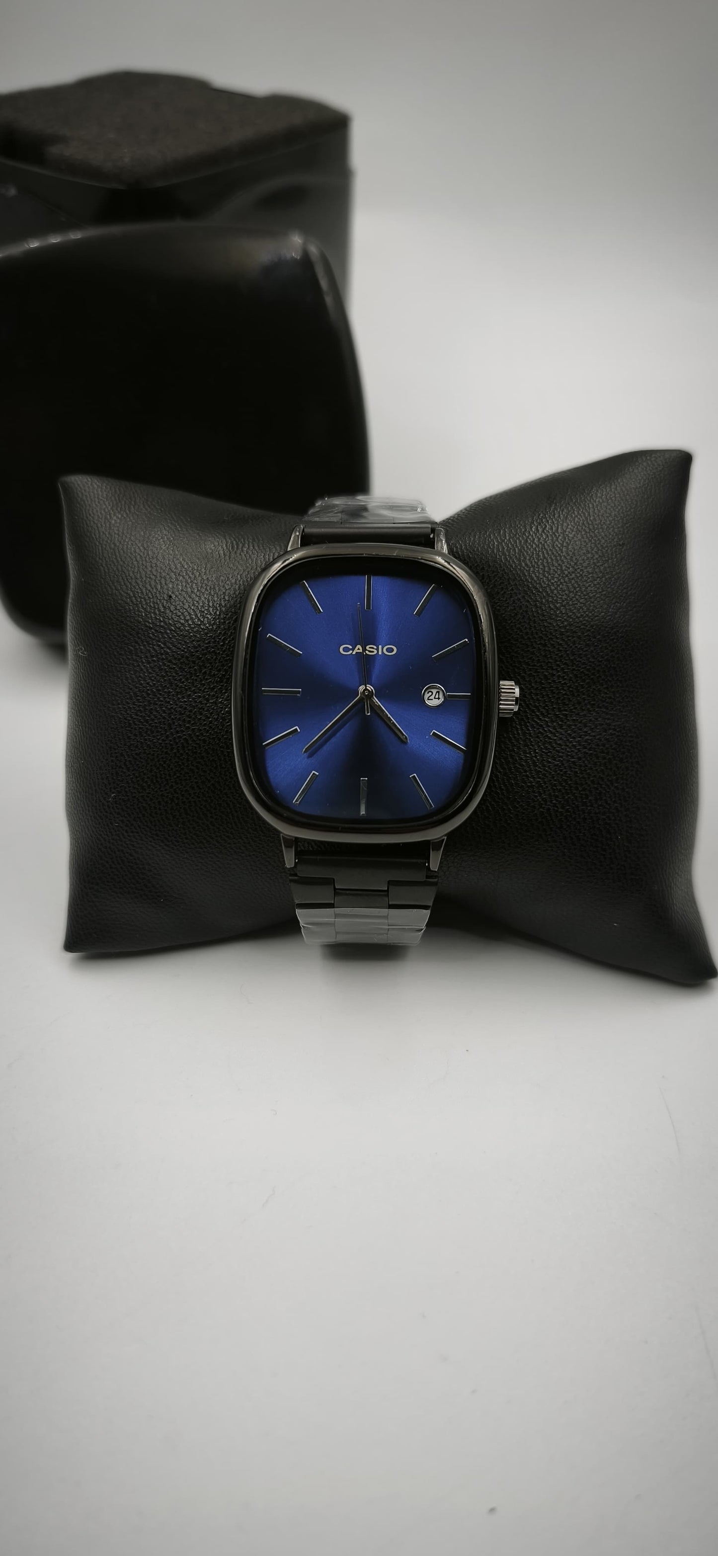 CASİO VİNTAGE DIŞI SİYAH İÇİ KOYU MAVİ SAAT