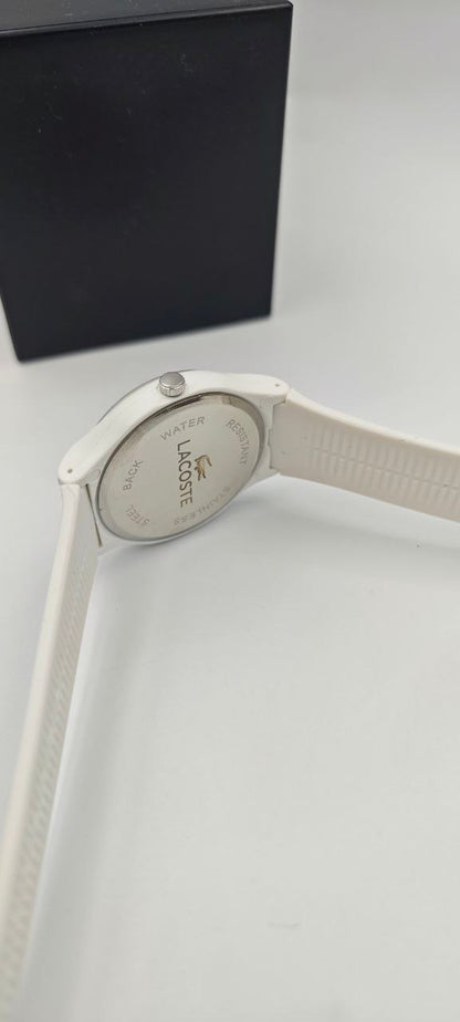 ®️ LACOSTE SLİKON BEYAZ SAAT