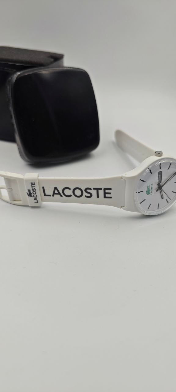 LACOSTE BEYAZ SLİKON SAAT