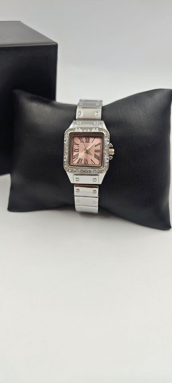 DIŞI GÜMÜŞ İÇİ PEMBE KARE BAYAN SAAT