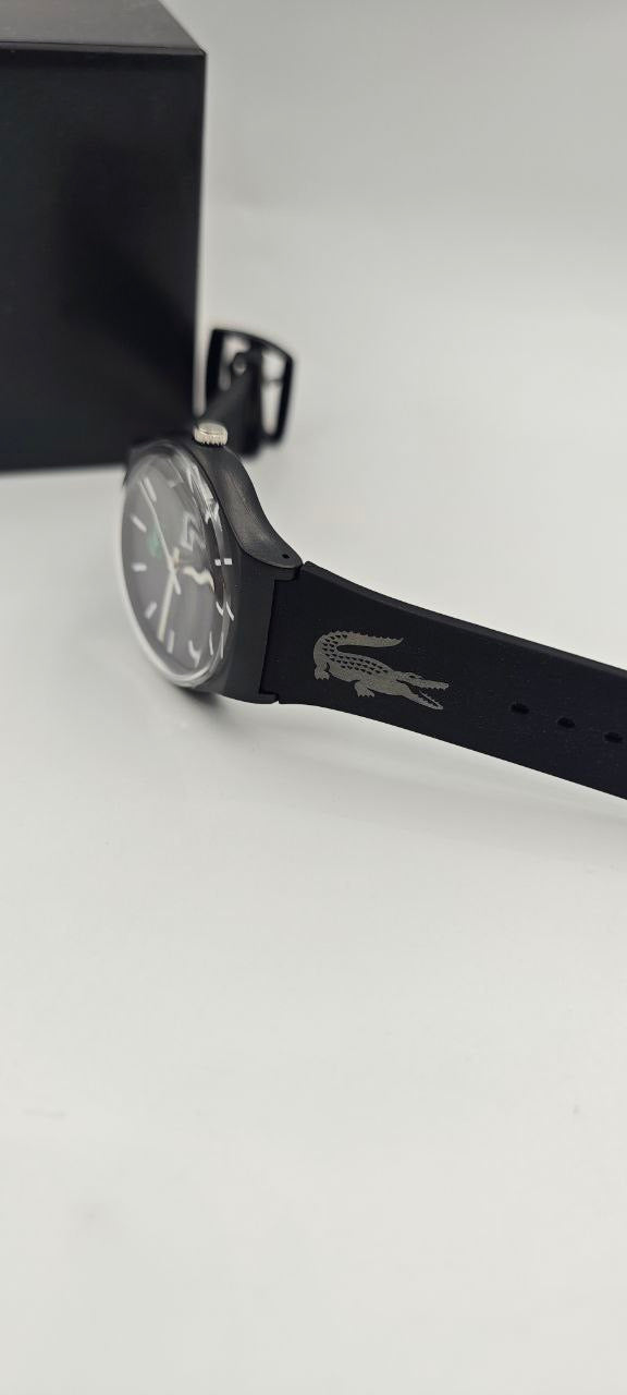 ®️ LACOSTE SLİKON SİYAH SAAT