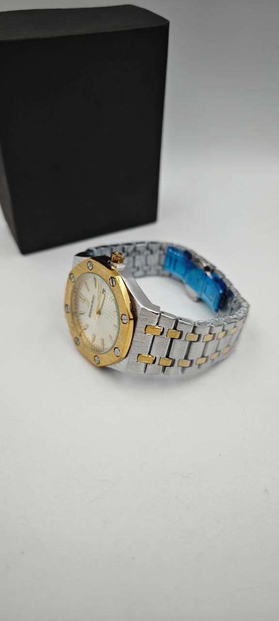 AUDEMARS PİGUET ÜST SEGMENT ÇİFT RENK İÇİ BEYAZ SAAT