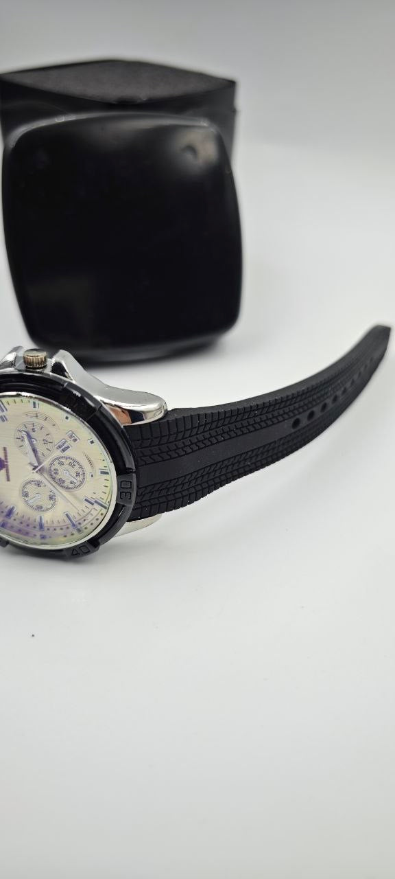 EMPOROİ ARMANI BEYAZ SAAT