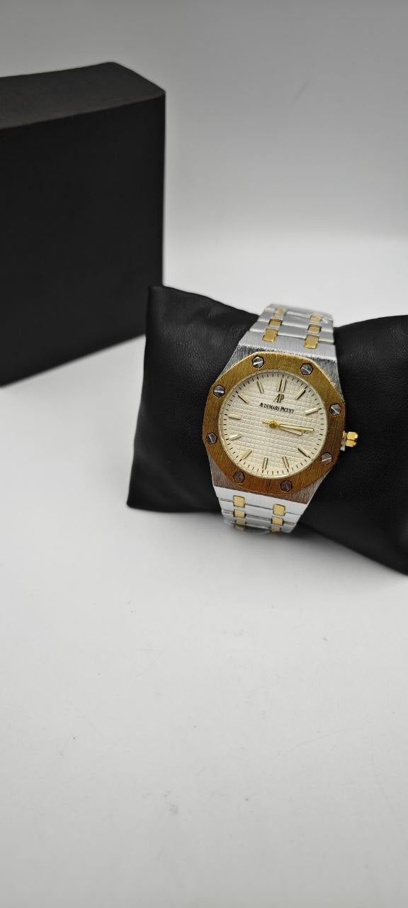 AUDEMARS PİGUET ÜST SEGMENT ÇİFT RENK İÇİ BEYAZ SAAT