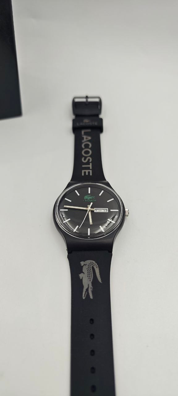 ®️ LACOSTE SLİKON SİYAH SAAT