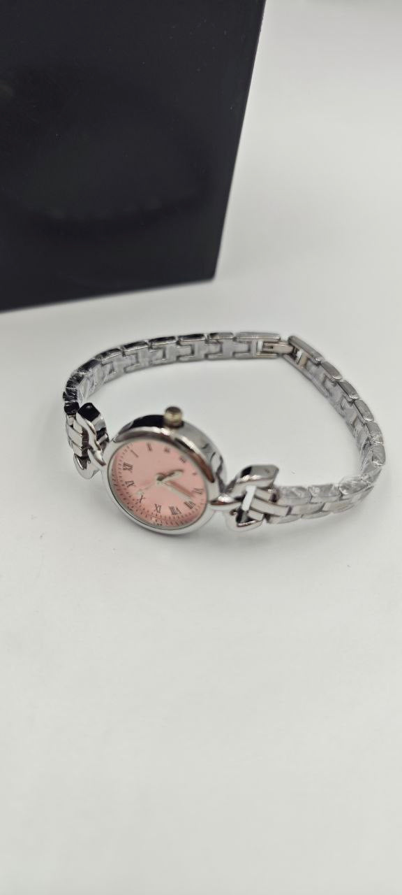 DIŞI GOLD İÇİ PEMBE YUVARLAK BAYAN SAAT