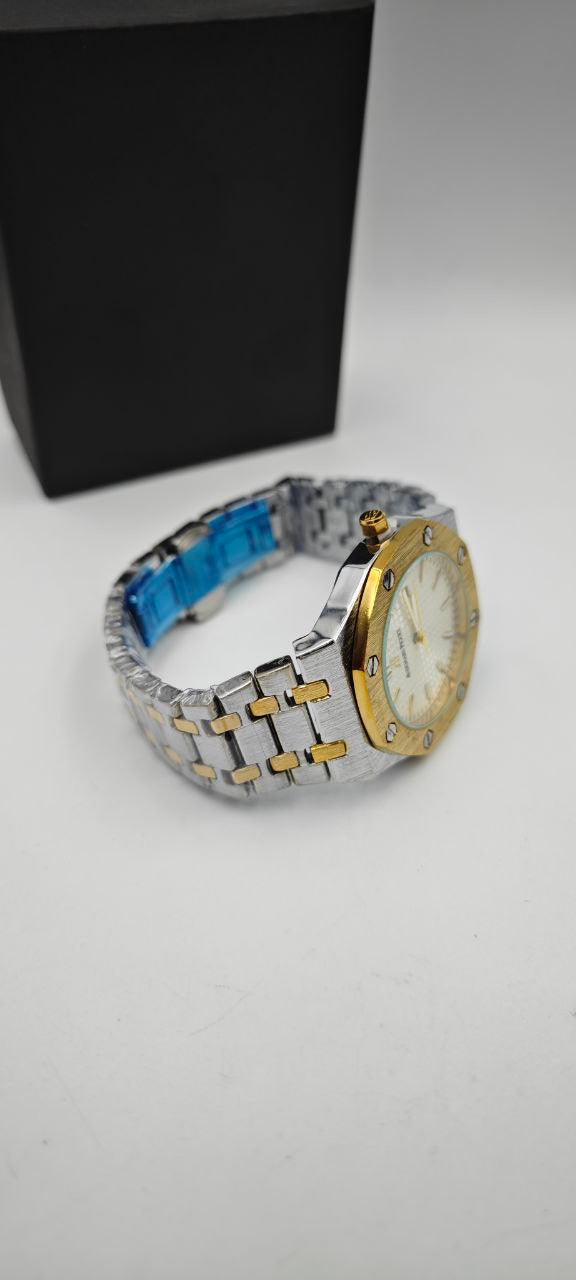 AUDEMARS PİGUET ÜST SEGMENT ÇİFT RENK İÇİ BEYAZ SAAT