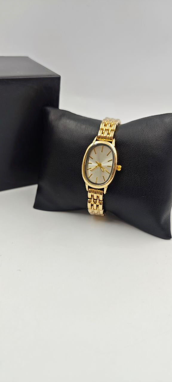 DIŞI GOLD İÇİ BEYAZ BAYAN SAAT