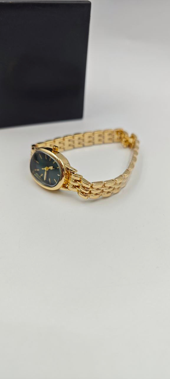 DIŞI GOLD İÇİ YEŞİL BAYAN SAAT