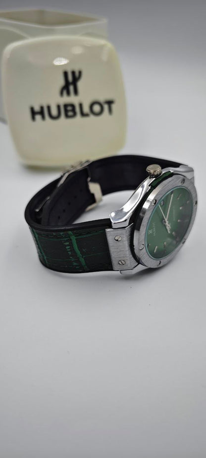 HUBLOT GENEVE PLASTİK KORDON YEŞİL SAAT