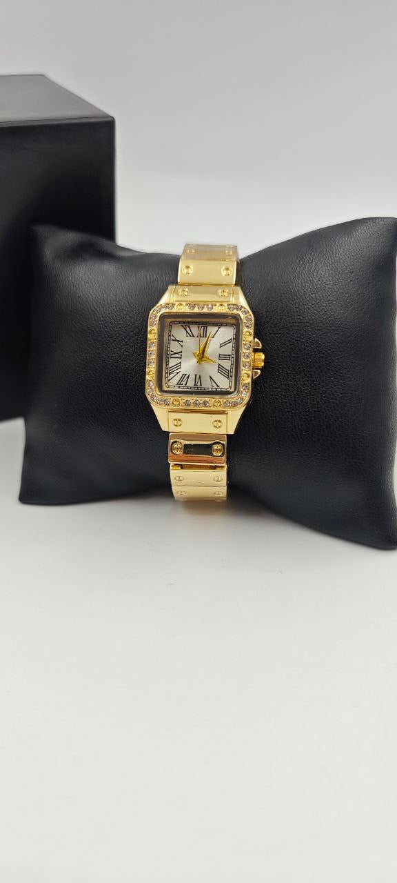 DIŞI ALTIN İÇİ BEYAZ KARE BAYAN SAAT