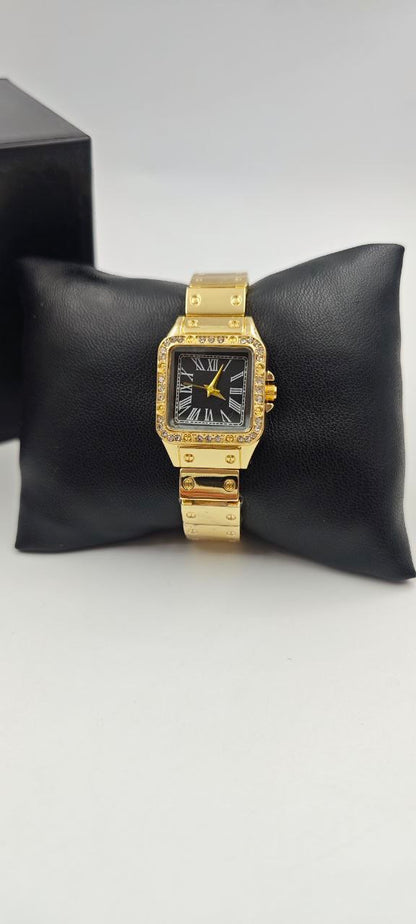 DIŞI ALTIN İÇİ SİYAH KARE BAYAN SAAT