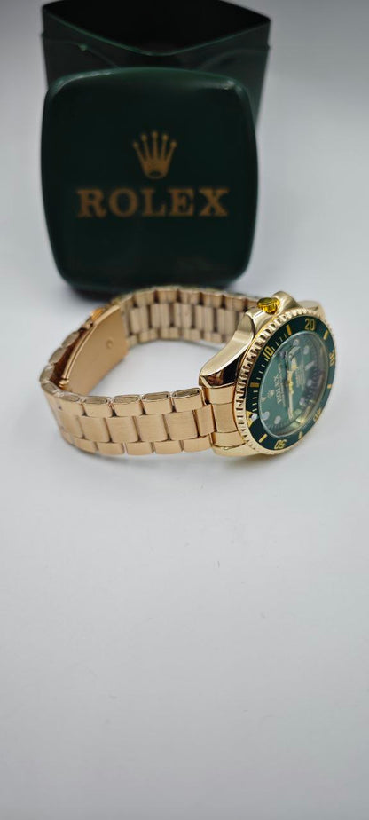 ROLEX SUBMARİNA DIŞI ALTIN İÇİ YEŞİL SAAT