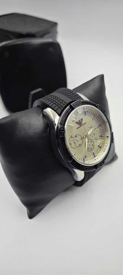 EMPOROİ ARMANI BEYAZ SAAT