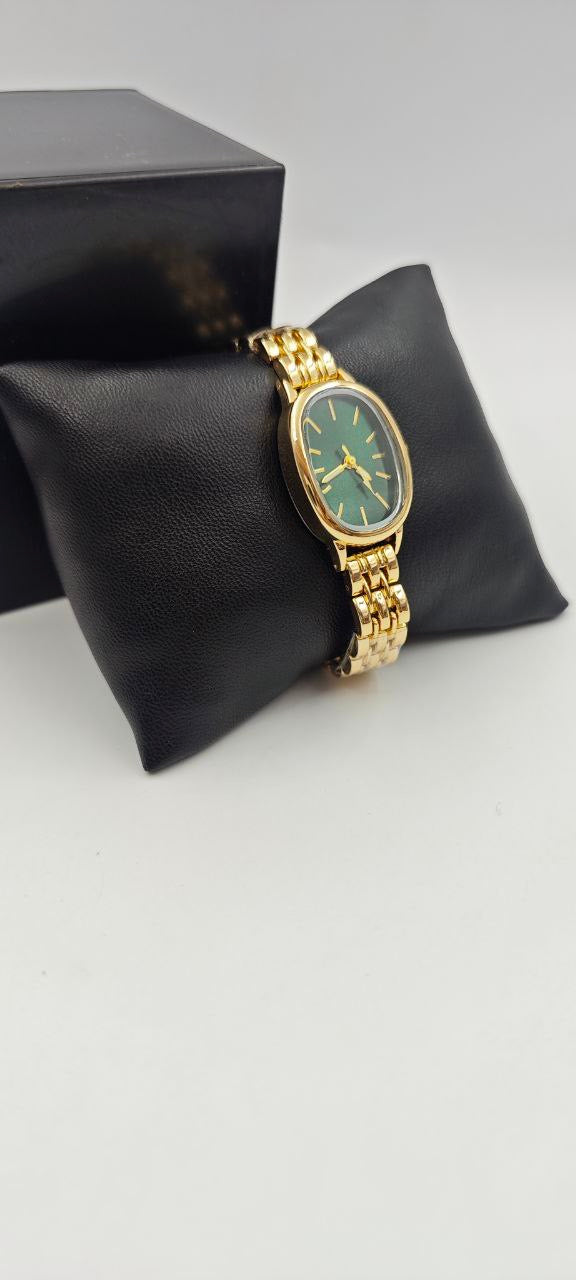 DIŞI GOLD İÇİ YEŞİL BAYAN SAAT