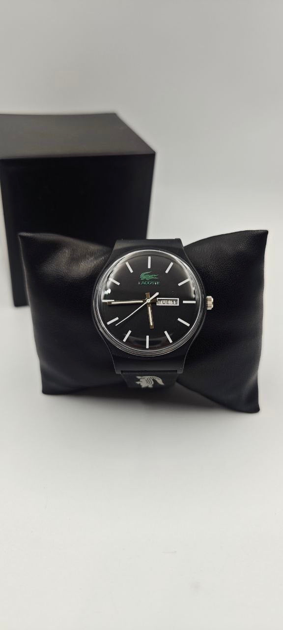 ®️ LACOSTE SLİKON SİYAH SAAT