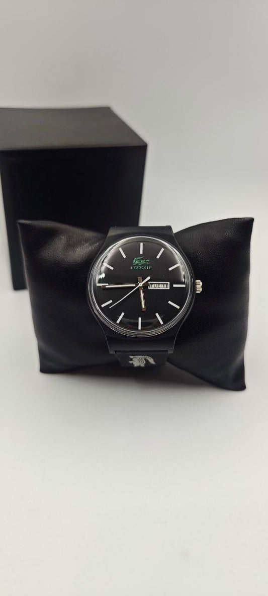 ®️ LACOSTE SLİKON SİYAH SAAT