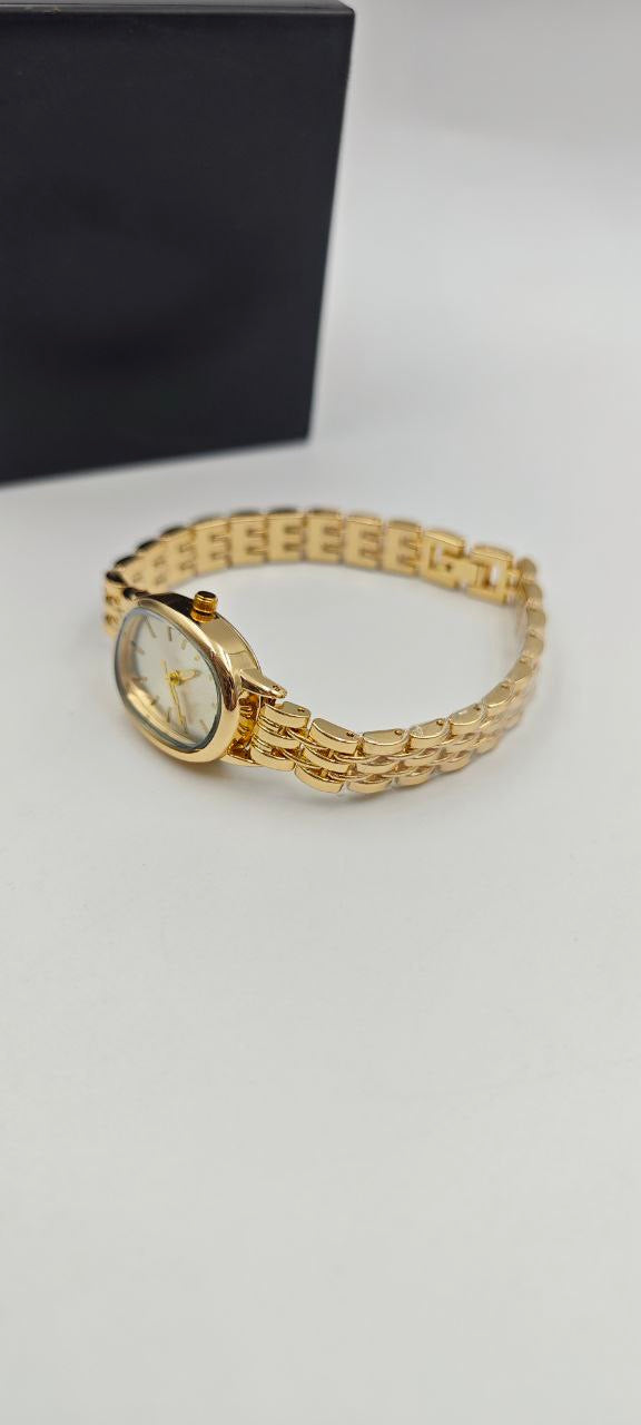 DIŞI GOLD İÇİ BEYAZ BAYAN SAAT