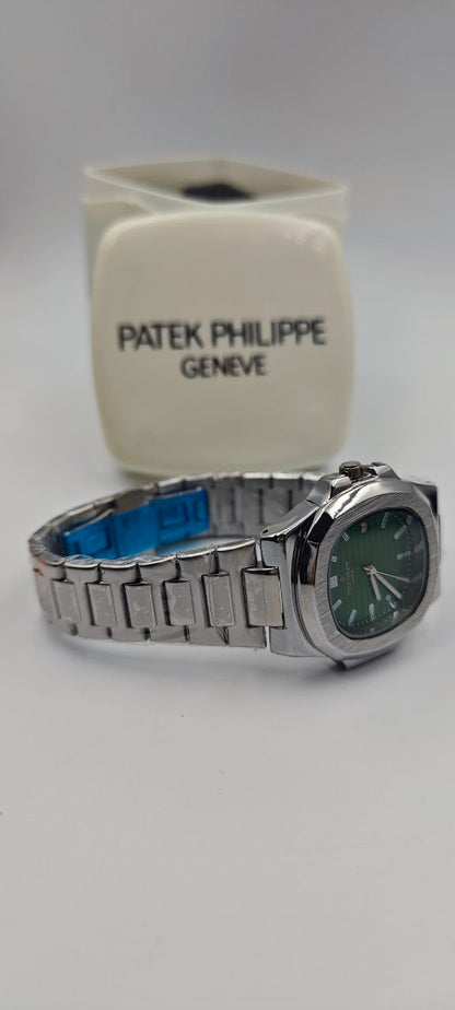 PATEK PHİLİPPE EŞREF TEK YEŞİL SAAT